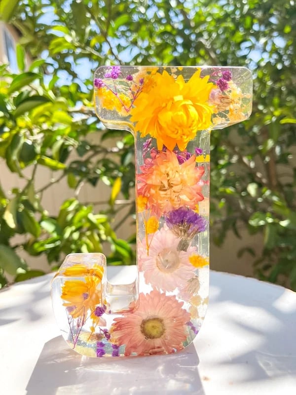 BloomAura – Handmade Flower Resin Art