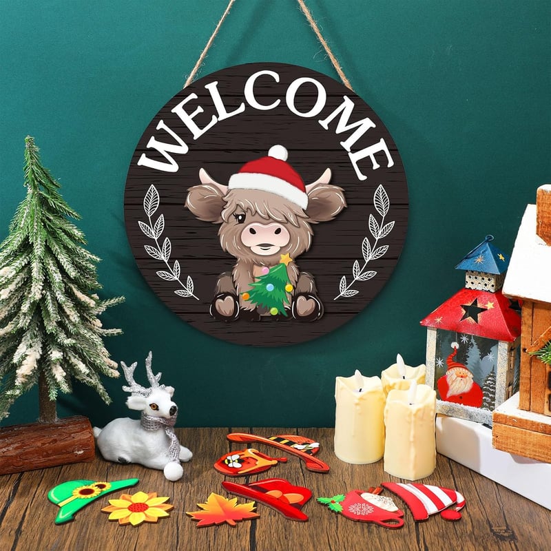 Cowtique – Seasonal Highland Cow Door Decor