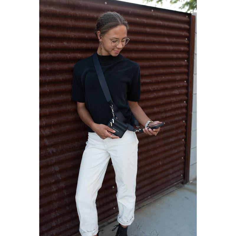 StrapStash – Phone Pouch Crossbody