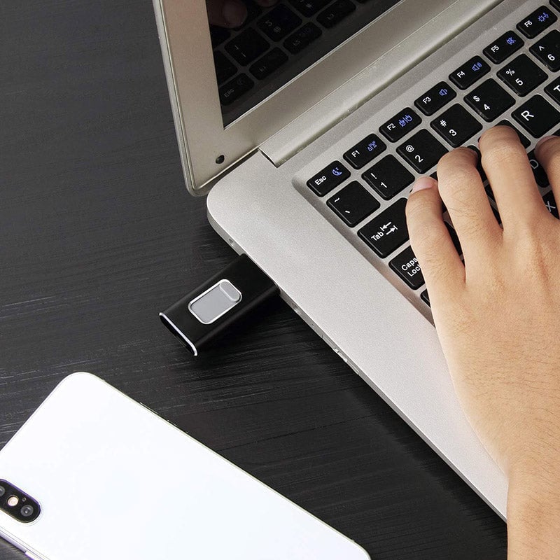DataPulse | Ultra-Speed Flash Drive