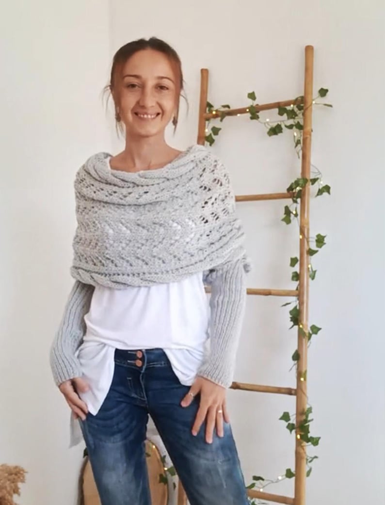 CozyWeave – Knitted Cable Wrap for Women