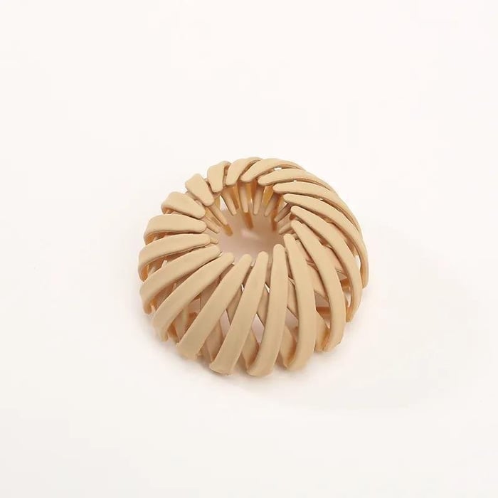 FeatherTwirl – Messy Chic Hair Clip