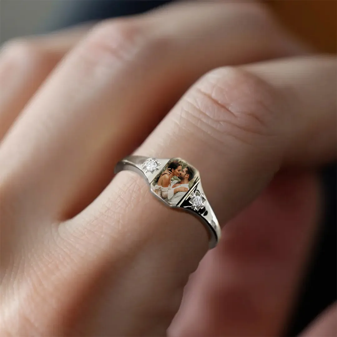 HeartStone – Personalized Birthstone Ring