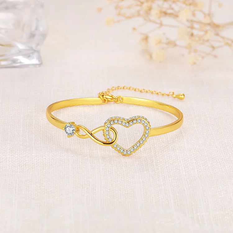 HeartBond – Forever Connected Bracelet