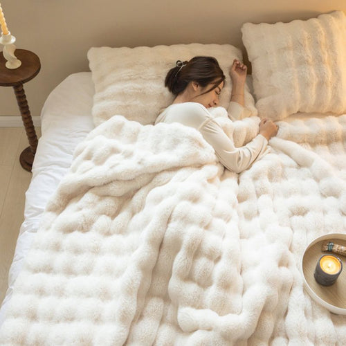 CuddleCloud - Premium Fluffy Blanket