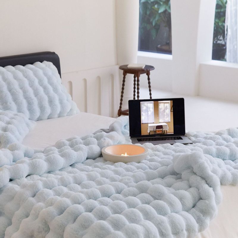 CuddleCloud - Premium Fluffy Blanket
