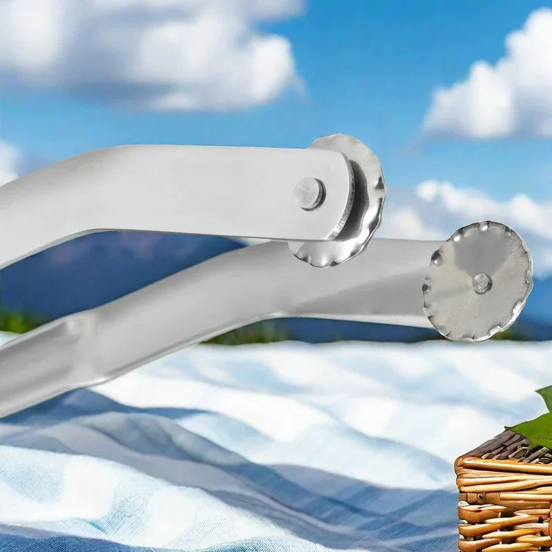 SizzleTurn – BBQ Sausage Tongs