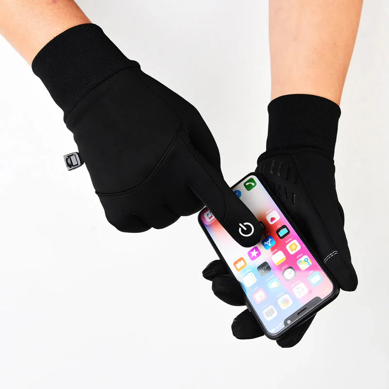 ThermaGuard – Water Resistant Winter Gloves