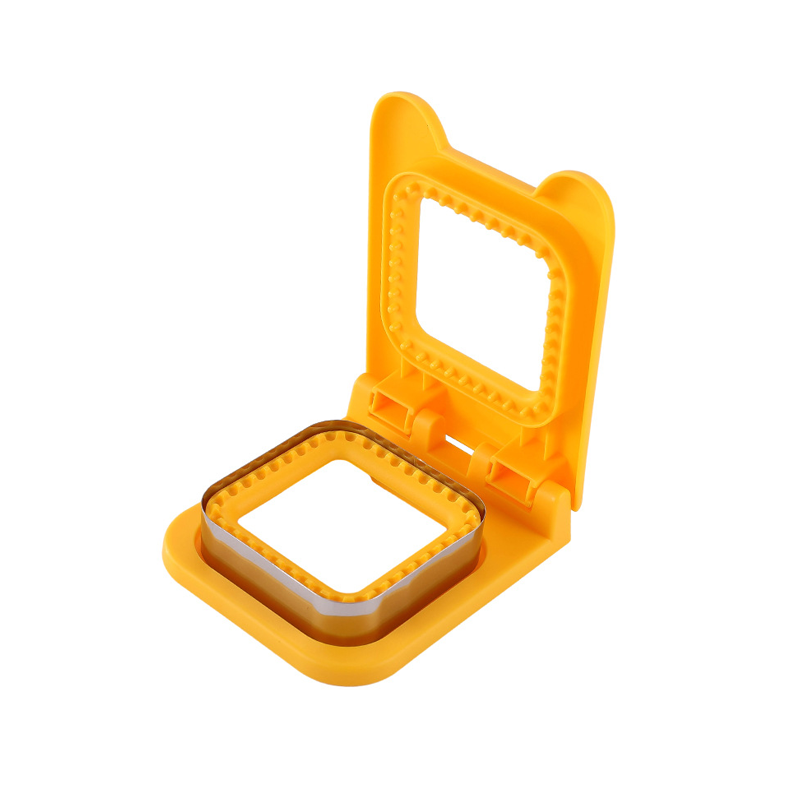 CrustAway – Easy Sandwich Cutter & Sealer (x3)
