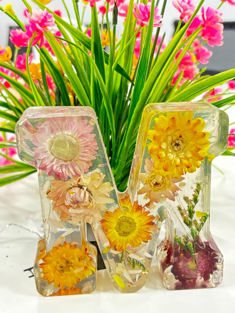 BloomAura – Handmade Flower Resin Art