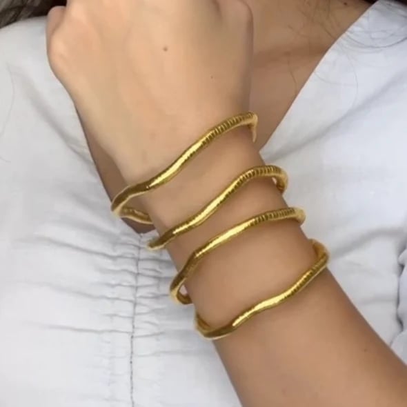 SerpentFlex – Malleable Snake Necklace & Bracelet
