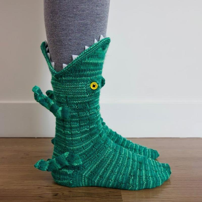 WarmWhiskers – Unisex Animal Knit Socks