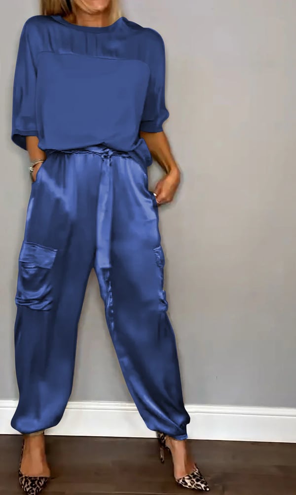 SilvaLuxe – Smooth Satin Lounge Set