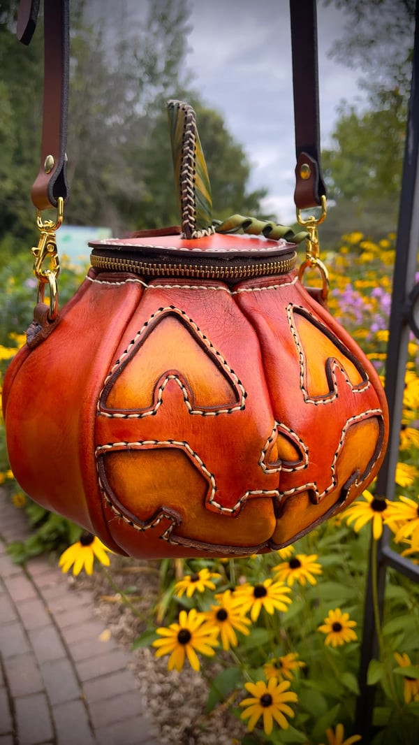 PumpkinCharm – Handmade Genuine Leather Pumpkin Bag