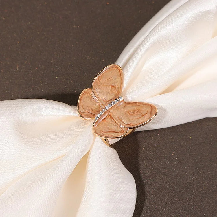 PearlBloom – Elegant Floral Scarf Ring Clip with Pearls
