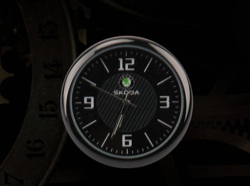 AutoPulse – Racing Inspired Quartz Watch