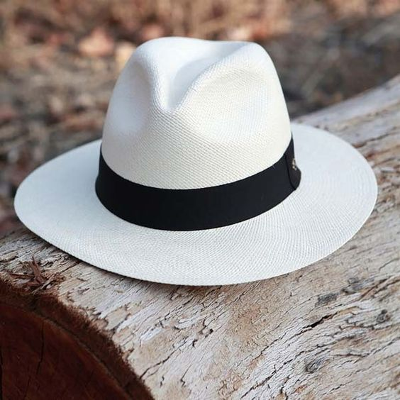 HeritageCraft – Handmade Classic Hat