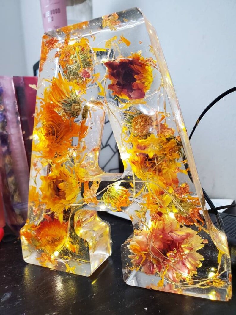 BloomAura – Handmade Flower Resin Art