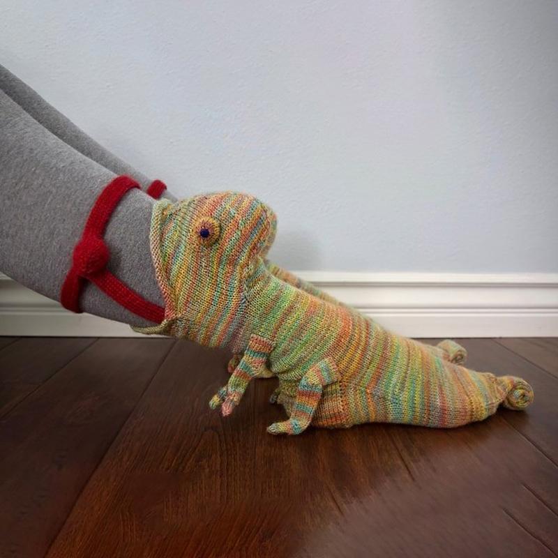 WarmWhiskers – Unisex Animal Knit Socks