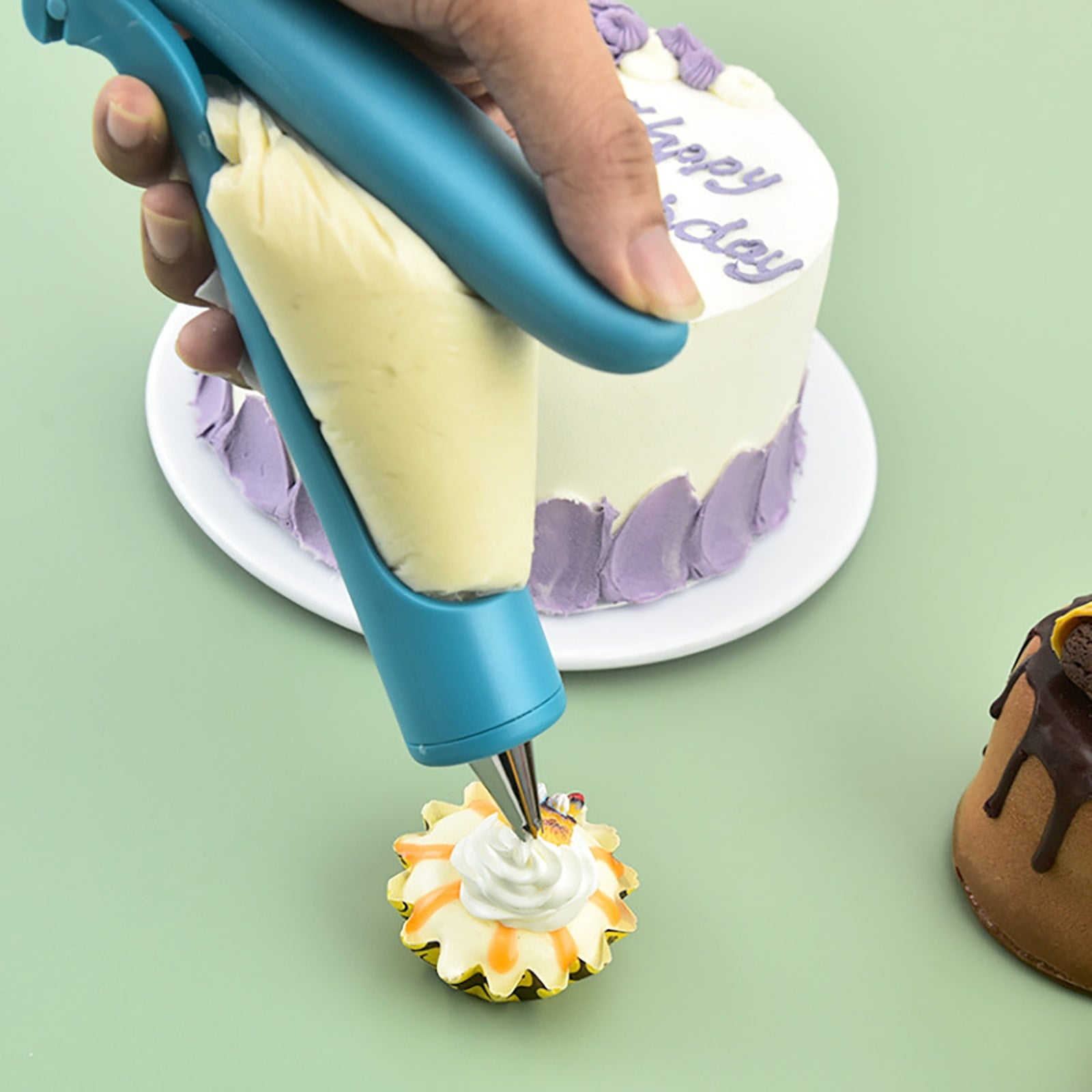 BakeArt – Cake Decorating Piping Pen & Nozzle Set