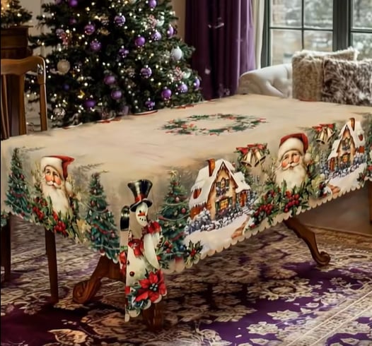HollyWeave – Festive Christmas Tablecloth