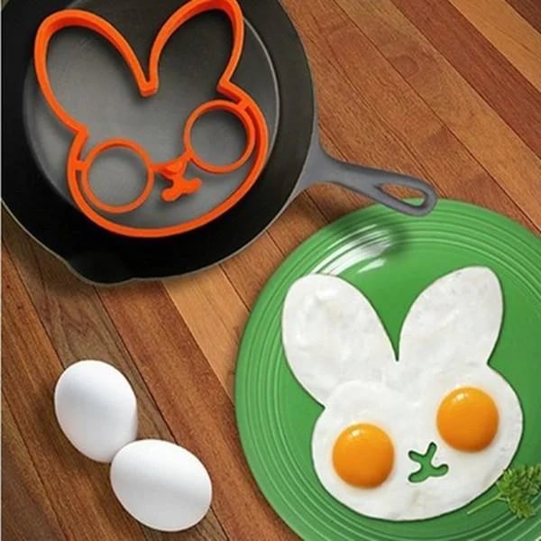 SkullSizzle – Spooky Fried Egg Mold