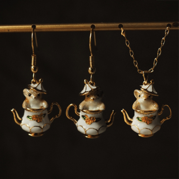 TeaWhimsy – Mouse in My Teapot Earrings Set