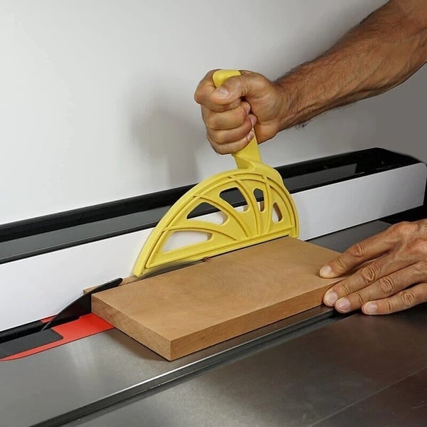 SpiraGrip – Premium Spiral Push Board Woodworking Hand Tool