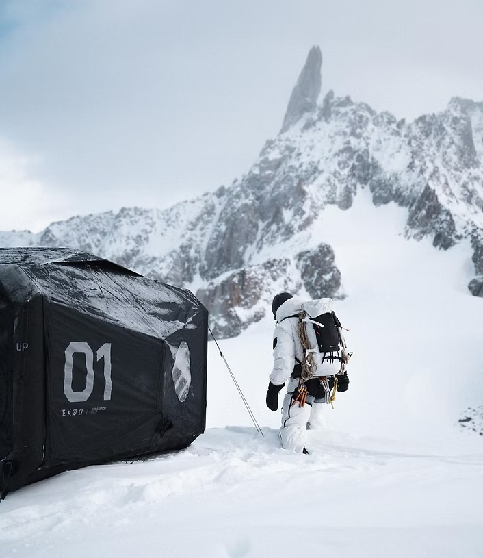 AstroHaven – Space Capsule Inflatable Tent
