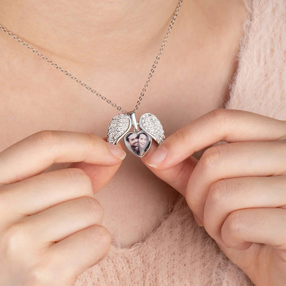 EternaWings – Heart Photo Locket Necklace