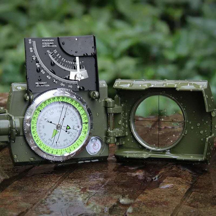 NavigatorPro - Heavy-Duty Adventure Compass