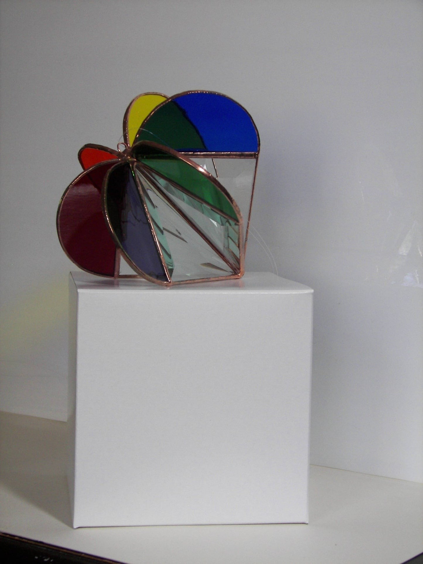 HeartGlow – Handmade Stained Glass Suncatcher