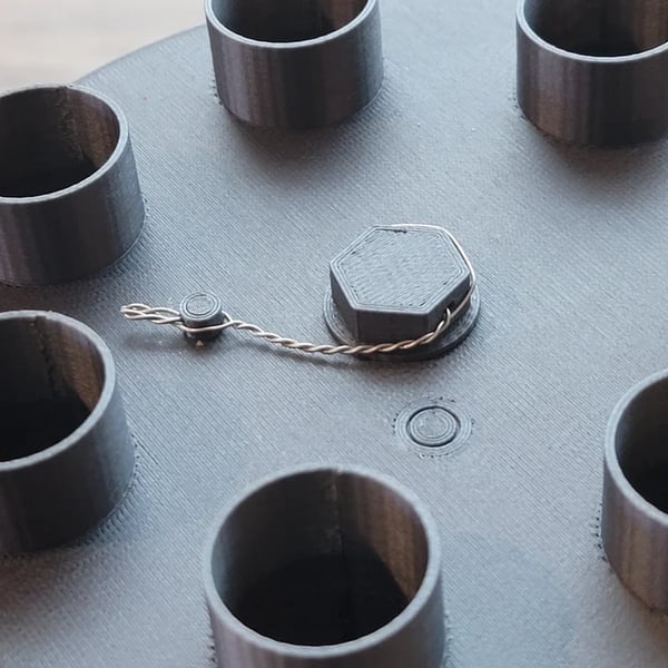 RotaryRite – BRRRTT Gatling Desk Pencil Spinner
