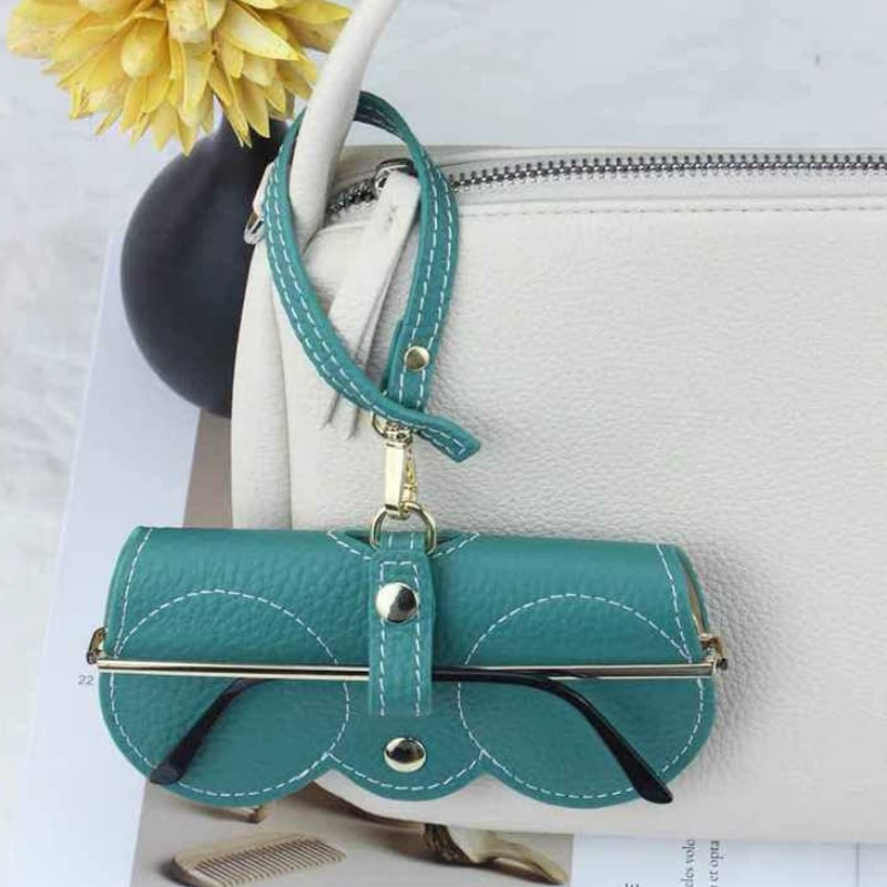 LuxeShade – Soft PU Leather Sunglasses Pouch