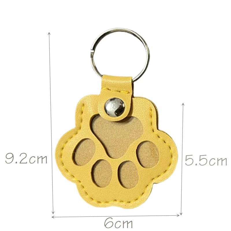 PawLuxe – Chic Leather Keychain