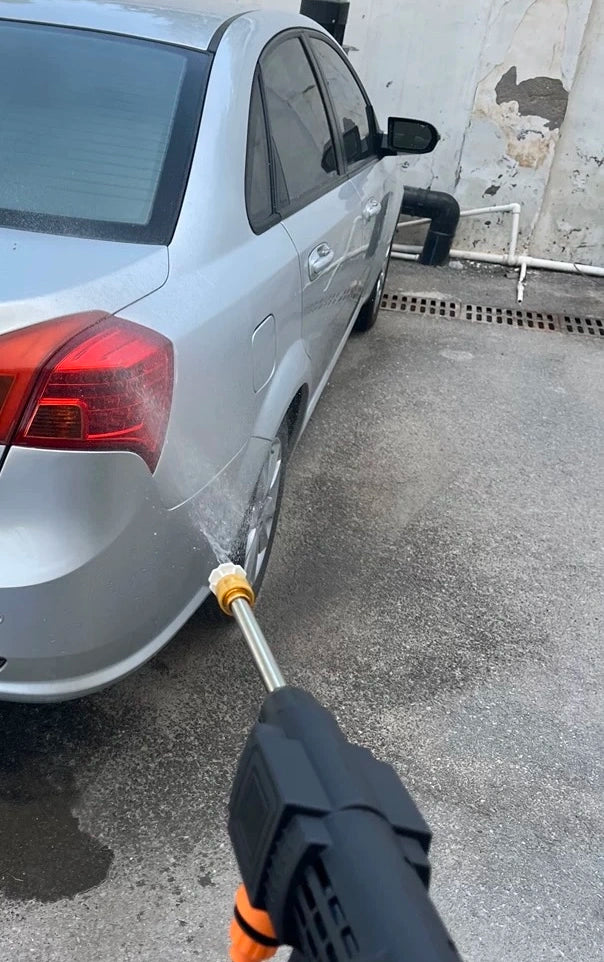 AutoJet – Rechargeable Pressure Washer for Vehicles
