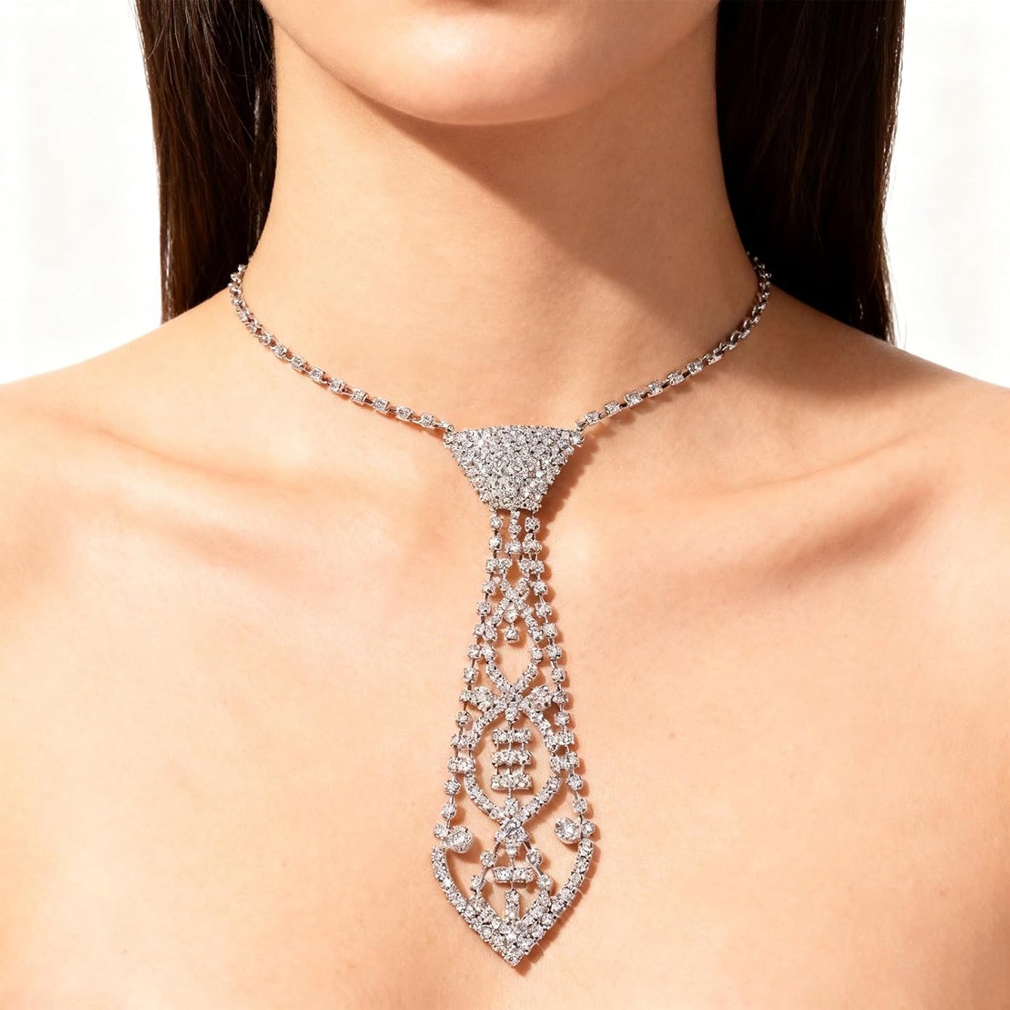 NovaKnot - Chic Minimalist Necklace