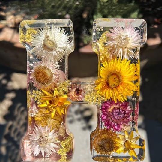 BloomAura – Handmade Flower Resin Art