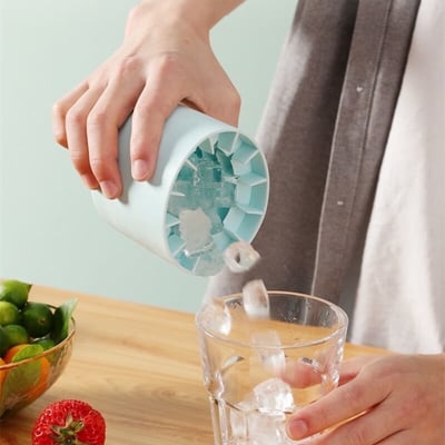 FrostEase – Silicone Ice Cube Maker Cup