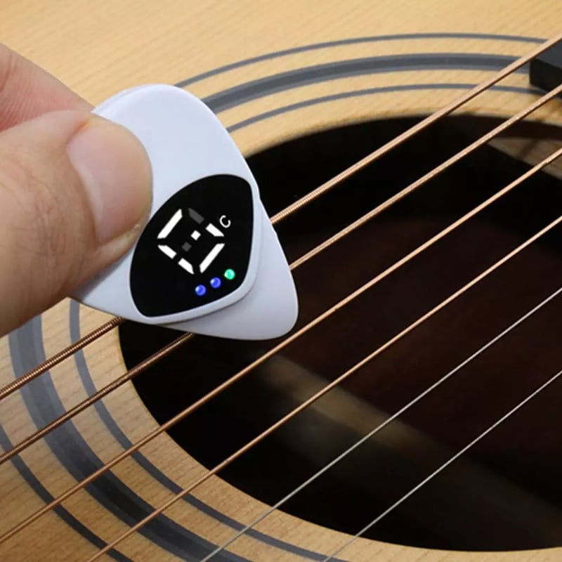 AcoustiKey | 2-in-1 Guitar Essential