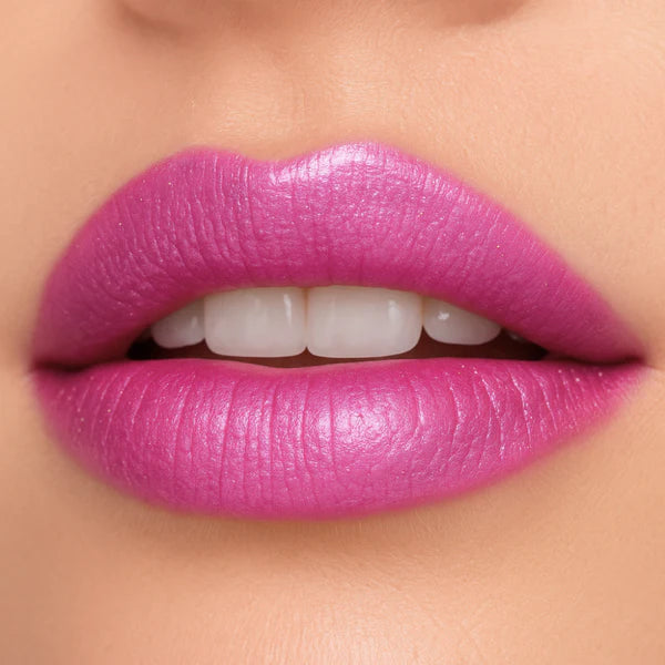 LumiLips – Shimmer Glow Iridescent Lipstick