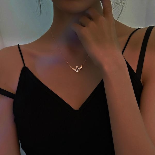 AngelGleam – Radiant Wings Rhinestone Necklace