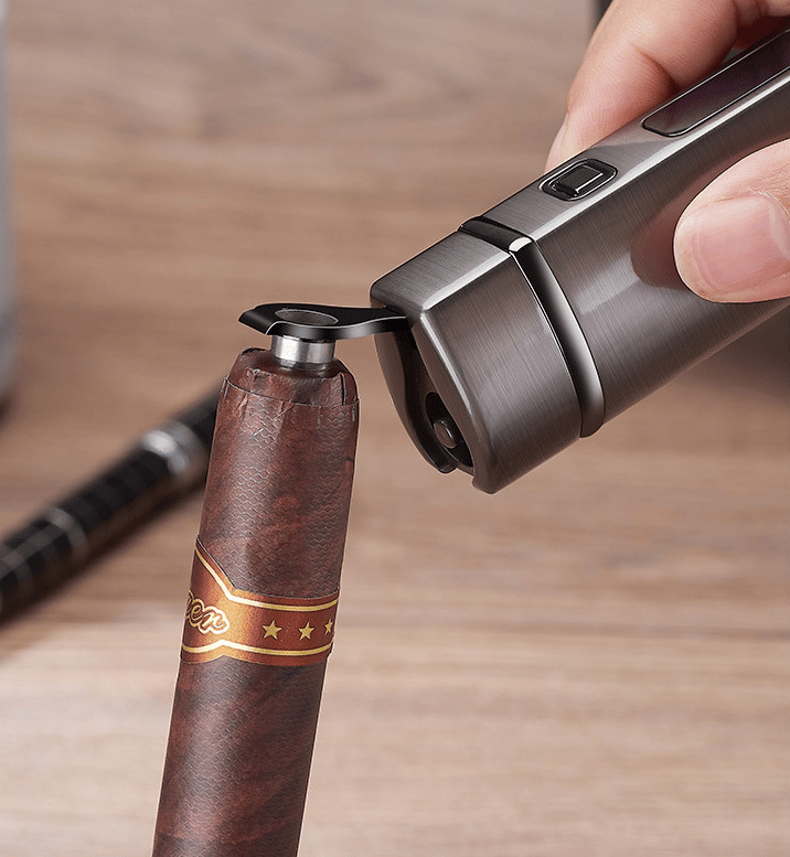 FlameForge – Heavy-Duty Triple Jet Lighter