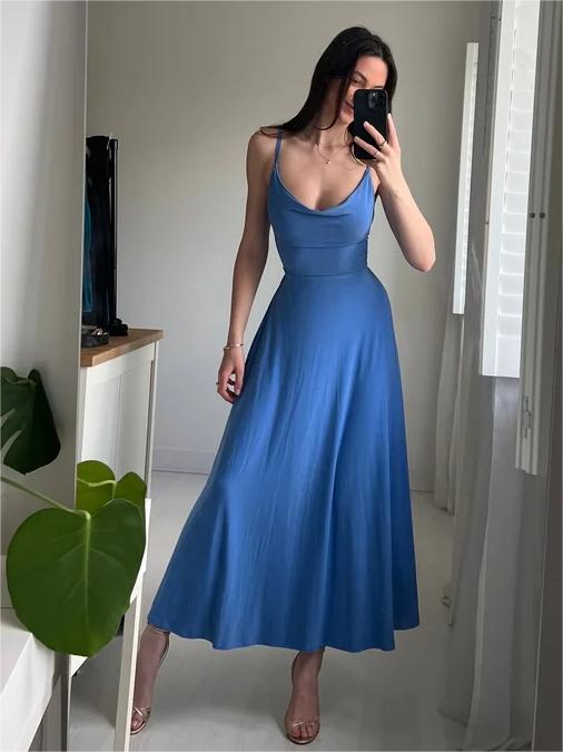 GlamLulah – Elegant Maxi Dress with Support