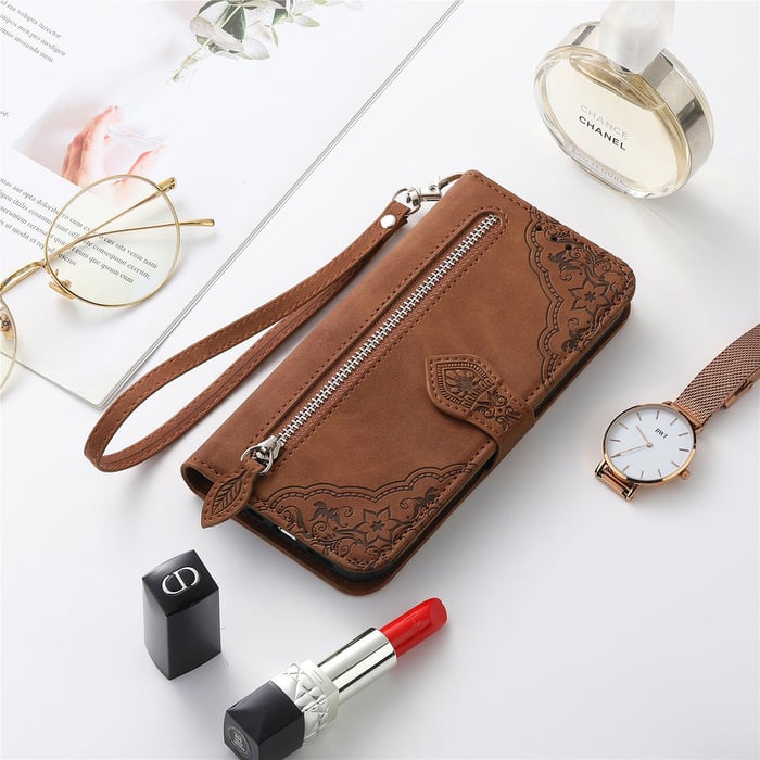 VelvetShield – Luxury Flip Wallet for iPhone