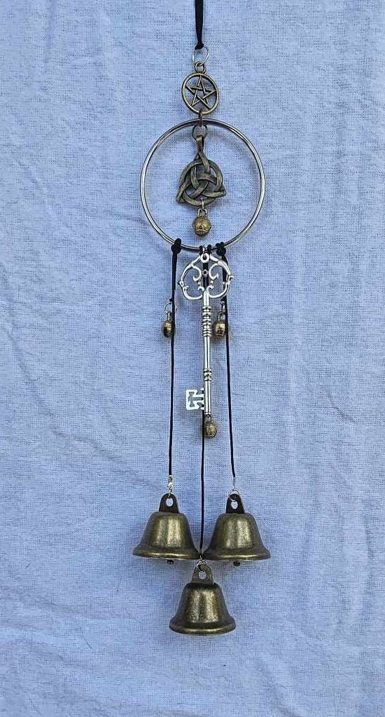 LunaChime – Handmade Witch Bells