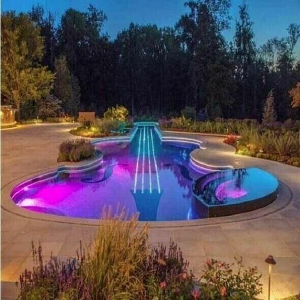 AquaGlow – Floating Waterproof LED Lights for Pools