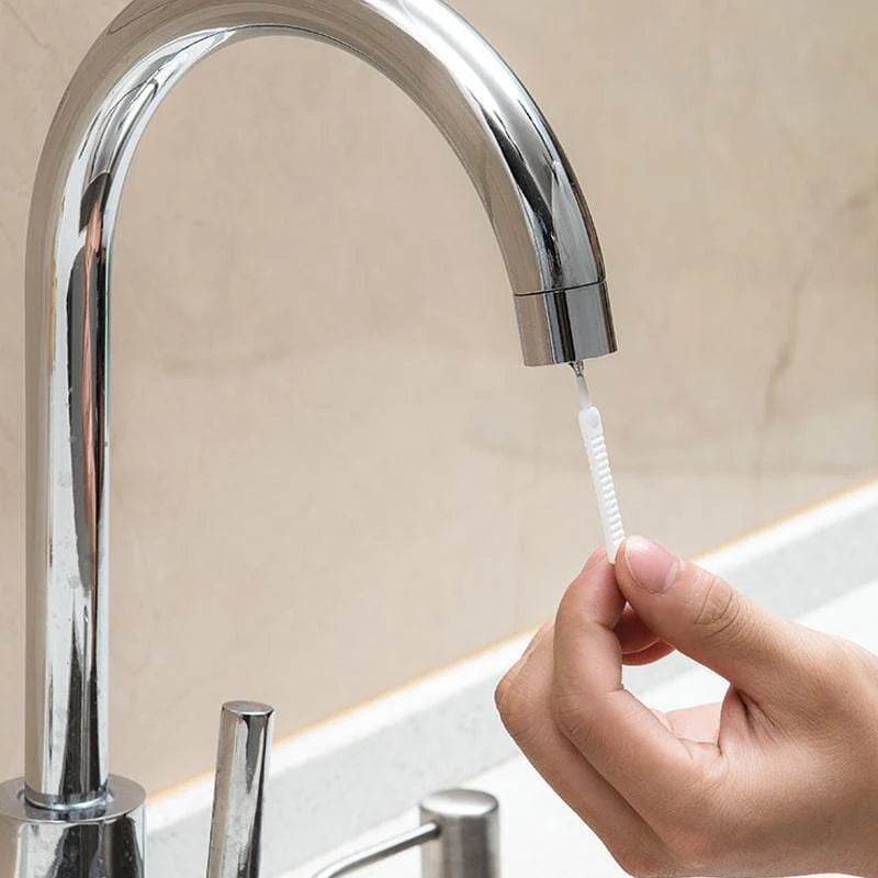 SprayClean – Shower Hole Cleaning Brush Nozzle