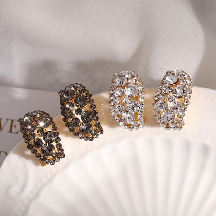 EternaGlint – Sparkling Lab Diamond Hoops