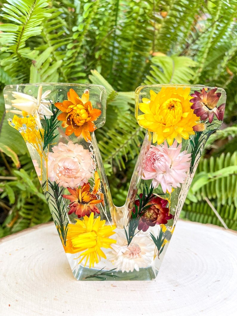 BloomAura – Handmade Flower Resin Art